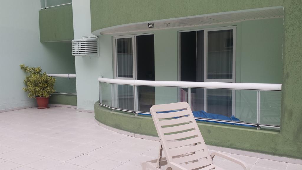 Apartamento Bombas Bombinhas Esterno foto